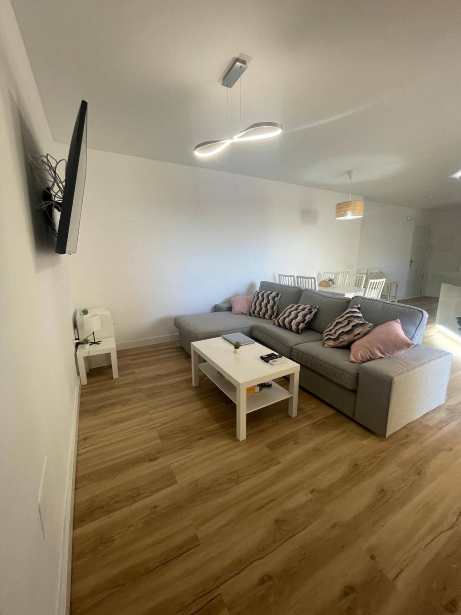 Huoneisto 4 2 Banos Parking Fuengirola